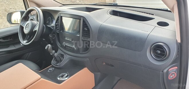 Mercedes Vito 2016, 195,000 km - 2.2 l - Bakı