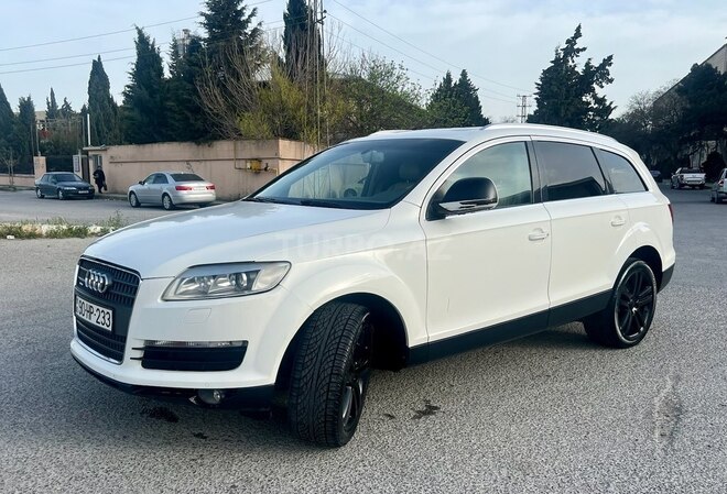 Audi Q7 2006, 266,600 km - 4.2 л - Bakı