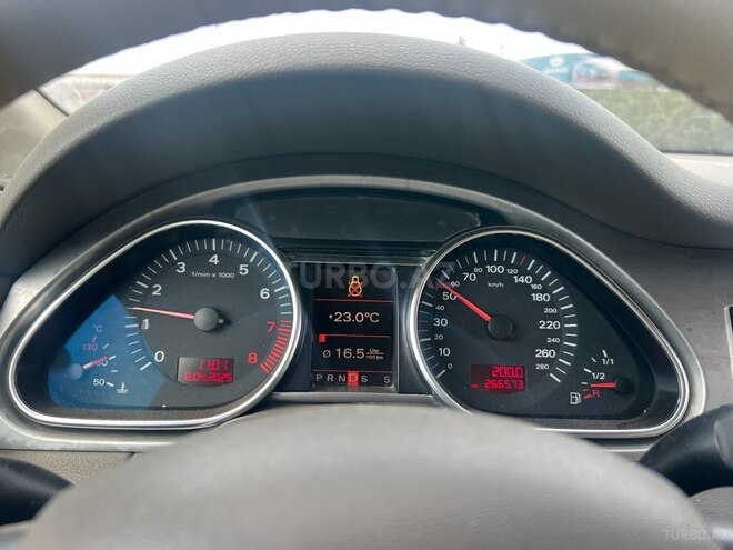 Audi Q7 2006, 266,600 km - 4.2 л - Bakı