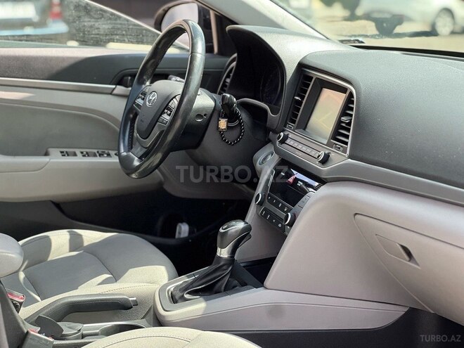 Hyundai Elantra 2017, 203,000 km - 2.0 l - Bakı
