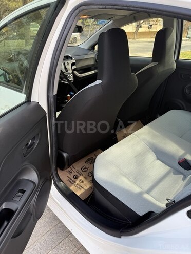 Toyota Aqua 2019, 33,000 km - 1.5 л - Bakı