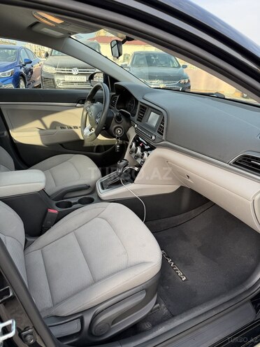 Hyundai Elantra 2019, 85,000 km - 2.0 l - Bakı