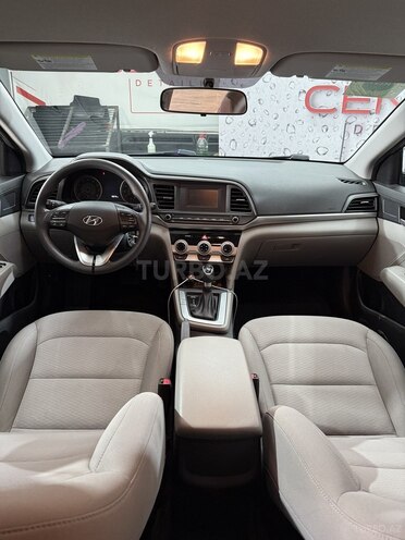 Hyundai Elantra 2019, 85,000 km - 2.0 l - Bakı