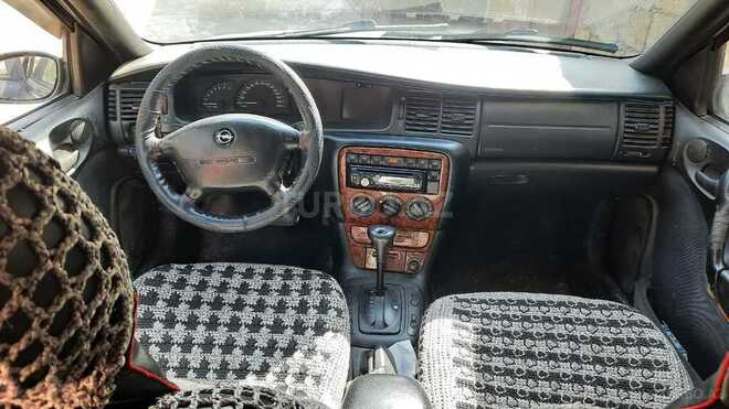 Opel Vectra 1996, 450,000 km - 2.0 l - Bakı