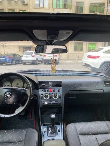 Mercedes C 240 1998, 246,000 km - 2.4 l - Bakı