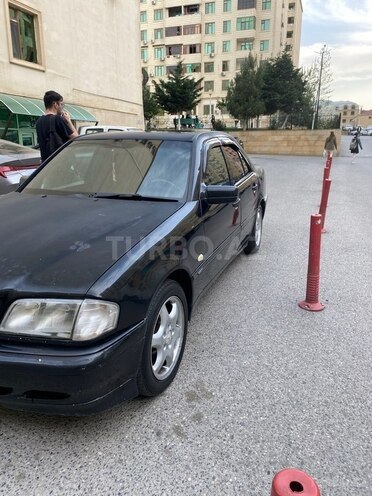 Mercedes C 240 1998, 246,000 km - 2.4 l - Bakı
