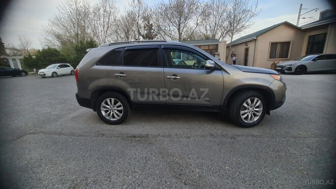 Kia Sorento 2011, 243,000 km - 2.0 l - Bakı
