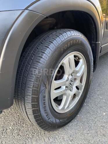 Honda CR-V 2002, 184,000 km - 2.4 л - Qax