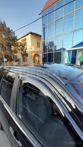 Honda CR-V 2002, 184,000 km - 2.4 л - Qax