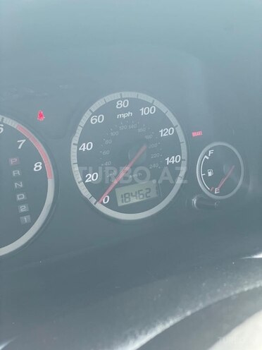 Honda CR-V 2002, 184,000 km - 2.4 л - Qax