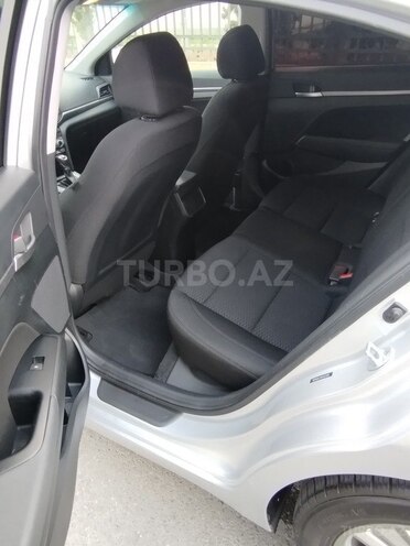 Hyundai Elantra 2019, 52,000 km - 2.0 l - Mingəçevir