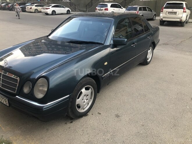 Mercedes E 220 d 1999, 571,000 km - 2.2 l - Bakı