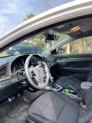Hyundai Avante 2015, 193,000 km - 1.6 l - Bakı