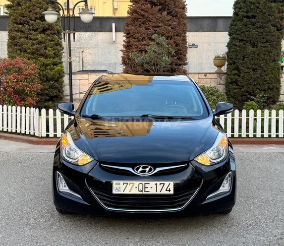 Hyundai Elantra 2015, 111,750 km - 1.8 l - Bakı