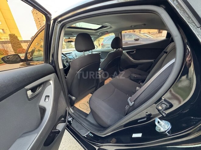 Hyundai Elantra 2015, 111,750 km - 1.8 l - Bakı