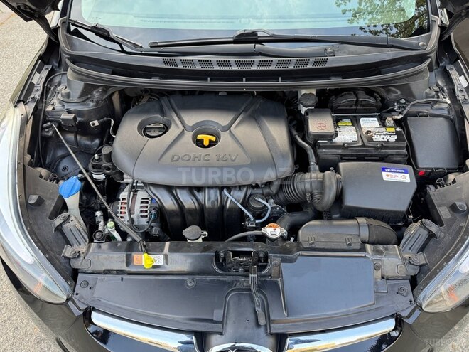Hyundai Elantra 2015, 111,750 km - 1.8 l - Bakı