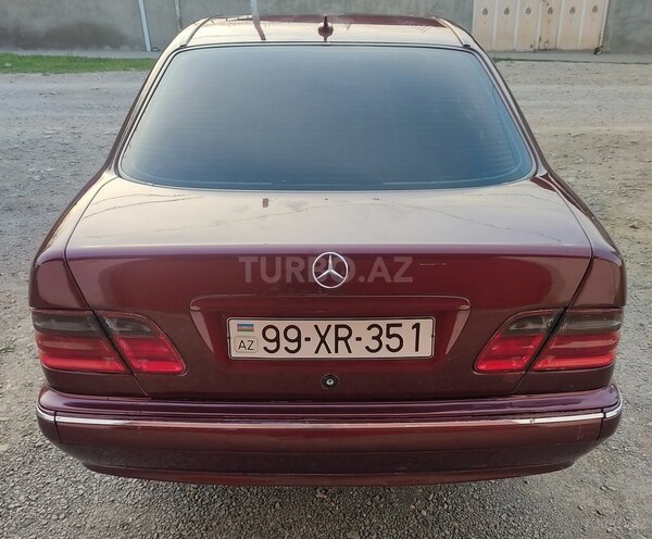 Mercedes E 240 1999, 349,684 km - 2.4 л - Bakı