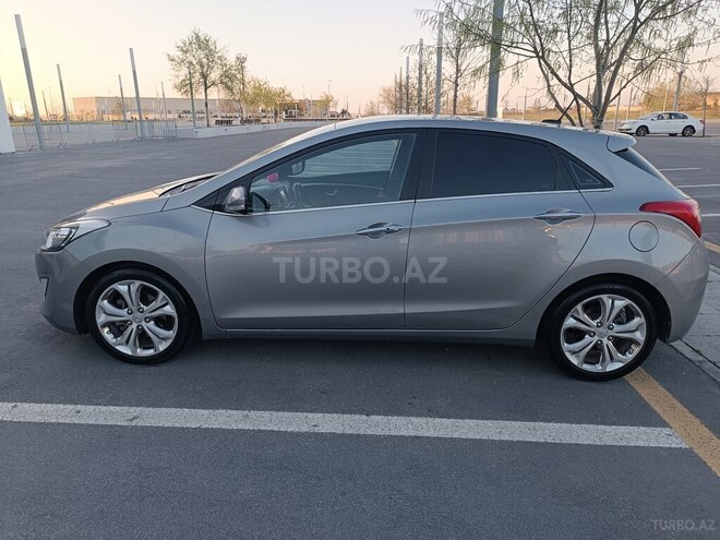 Hyundai i30 2013, 200,000 km - 1.6 l - Bakı