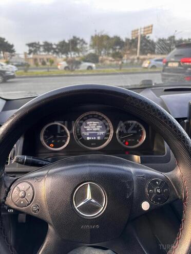 Mercedes C 250-11