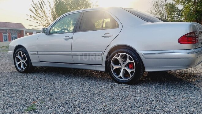 Mercedes E 220 d 2000, 525,050 km - 2.2 л - Füzuli