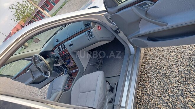 Mercedes E 220 d 2000, 525,050 km - 2.2 л - Füzuli