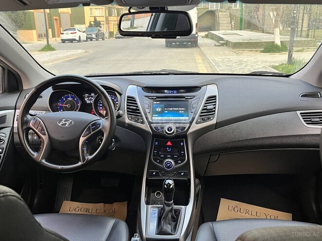 Hyundai Avante 2015, 183,000 km - 1.6 л - Bakı