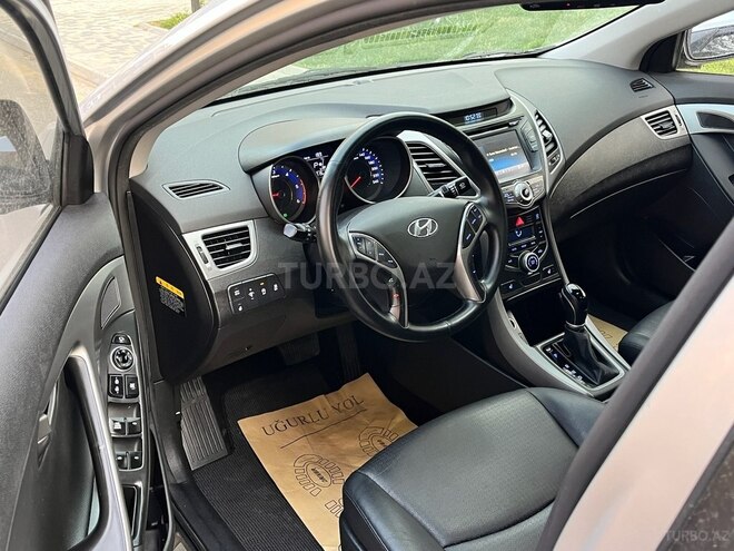 Hyundai Avante 2015, 183,000 km - 1.6 л - Bakı
