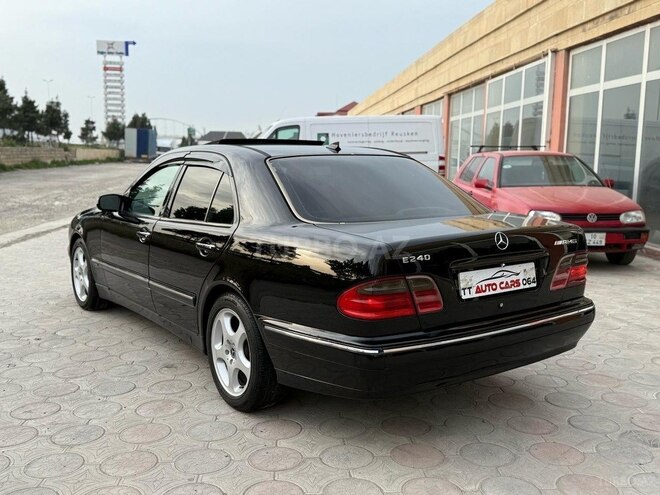 Mercedes E 240 2001, 205,760 km - 2.4 l - Sumqayıt