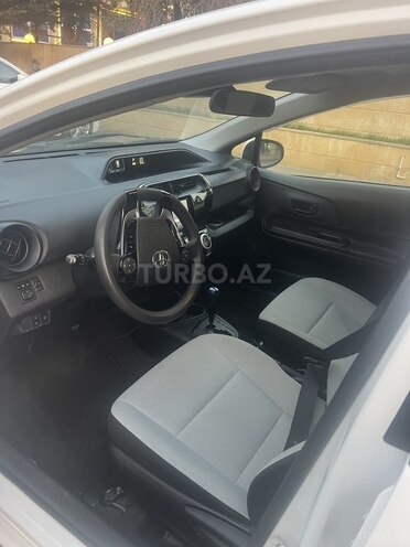 Toyota Aqua 2019, 95,000 km - 1.5 л - Bakı