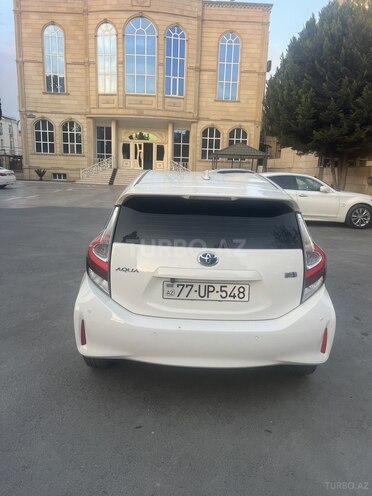 Toyota Aqua 2019, 95,000 km - 1.5 л - Bakı