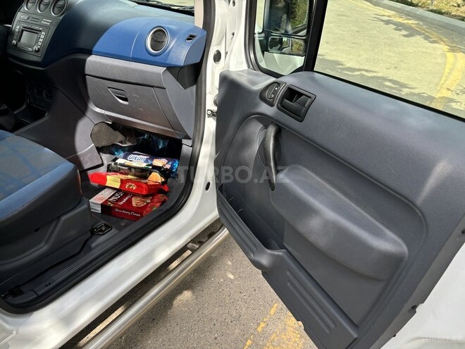 Ford Tourneo Connect 2011, 165,786 km - 1.8 l - Şirvan