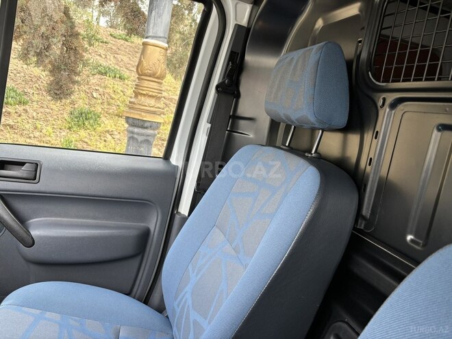 Ford Tourneo Connect 2011, 165,786 km - 1.8 l - Şirvan