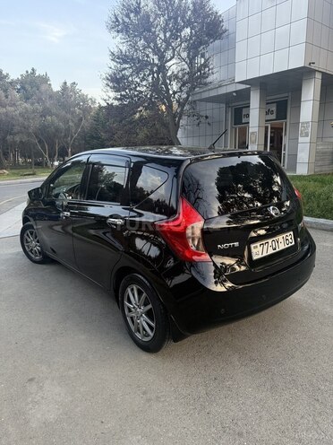 Nissan Note-8