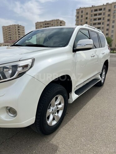 Toyota Land Cruiser Prado 2010, 224,700 km - 2.7 л - Şirvan