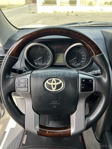 Toyota Land Cruiser Prado 2010, 224,700 km - 2.7 л - Şirvan