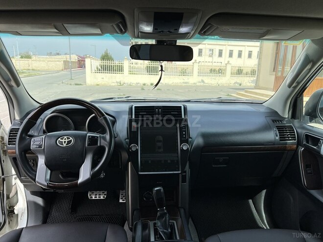 Toyota Land Cruiser Prado 2010, 224,700 km - 2.7 л - Şirvan