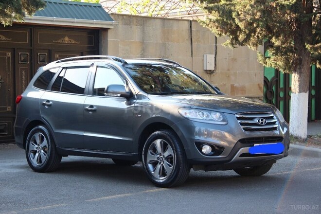 Hyundai Santa Fe 2011, 189,200 km - 2.0 l - Ucar