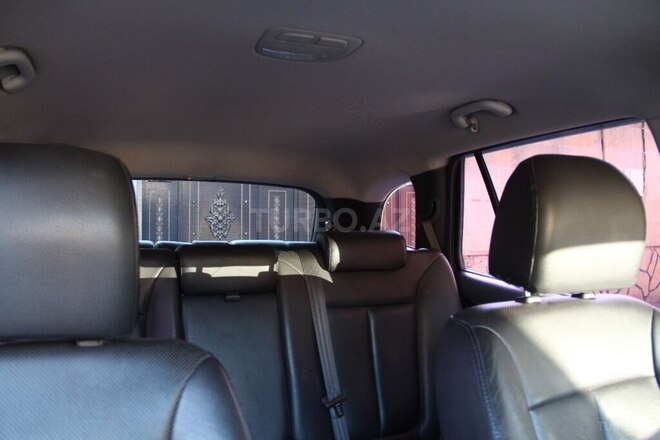 Hyundai Santa Fe 2011, 189,200 km - 2.0 l - Ucar