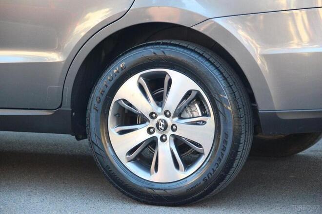 Hyundai Santa Fe 2011, 189,200 km - 2.0 l - Ucar