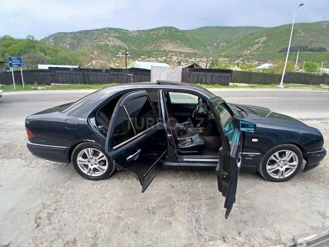 Mercedes E 320 1996, 398,800 km - 3.2 l - Şəki
