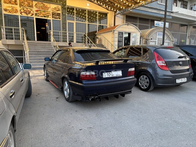 BMW 318 1995, 425,000 km - 1.8 l - Bakı