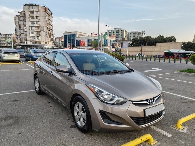 Hyundai Elantra 2015, 252,667 km - 1.8 л - Bakı