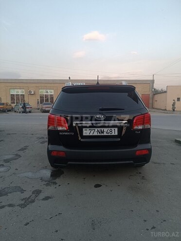 Kia Sorento 2012, 285,000 km - 2.0 l - Xaçmaz