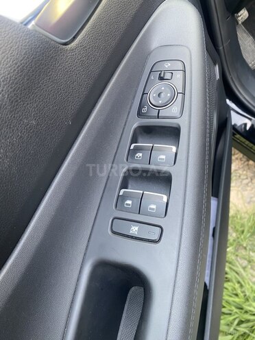 Hyundai Santa Fe 2018, 188,000 km - 2.0 l - Bakı
