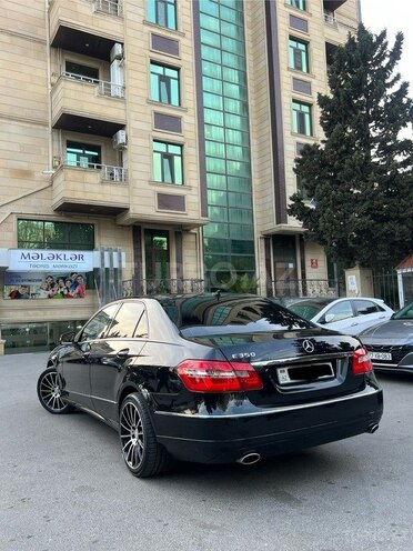 Mercedes E 350 2009, 194,000 km - 3.5 l - Bakı