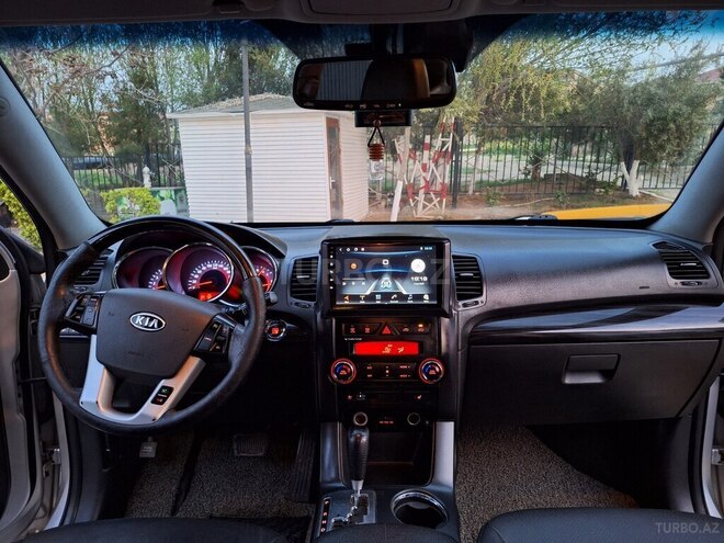 Kia Sorento 2011, 217,500 km - 2.0 l - Bakı