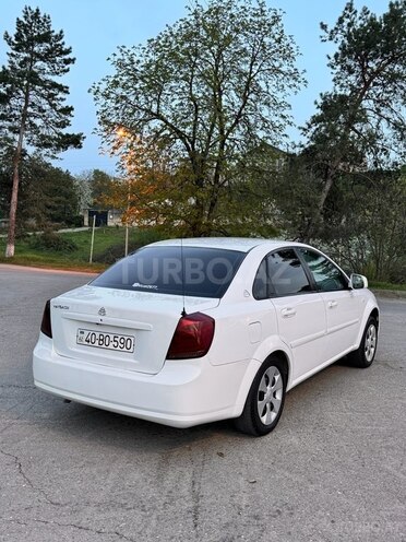 Daewoo Gentra 2014, 281,000 km - 1.5 l - Quba