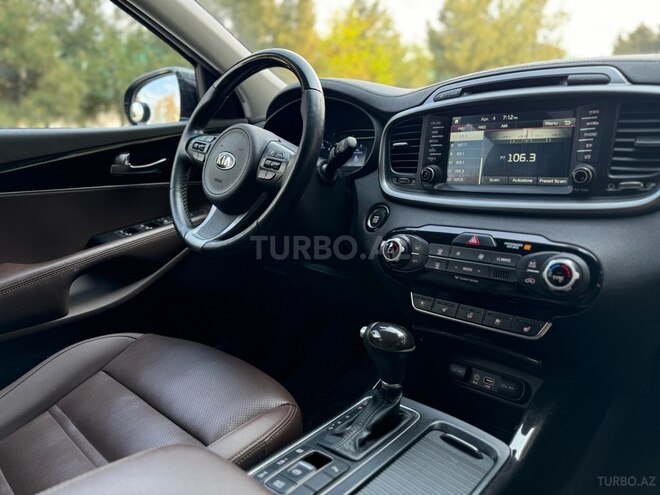 Kia Sorento-2