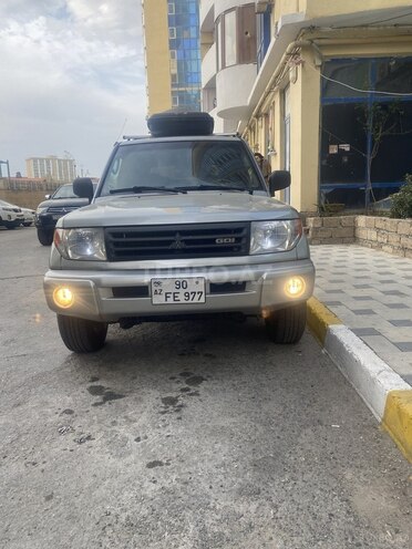 Mitsubishi Pajero io 1998, 300,000 km - 1.8 л - Bakı