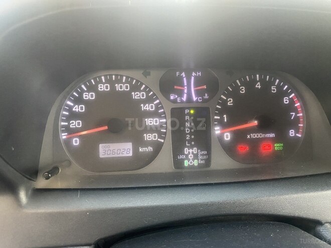 Mitsubishi Pajero io 1998, 300,000 km - 1.8 л - Bakı
